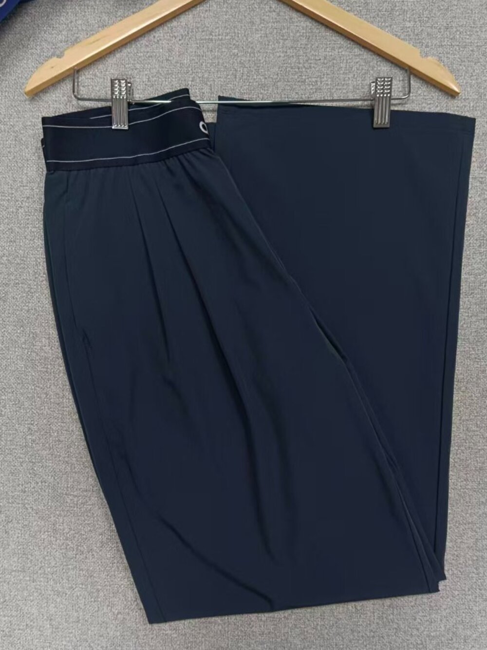 😃ALO Yoga Suit Up Trouser Navy Blue🧣Straight&Wide Leg Brand new 30-inch inseam - Picture 6 of 8